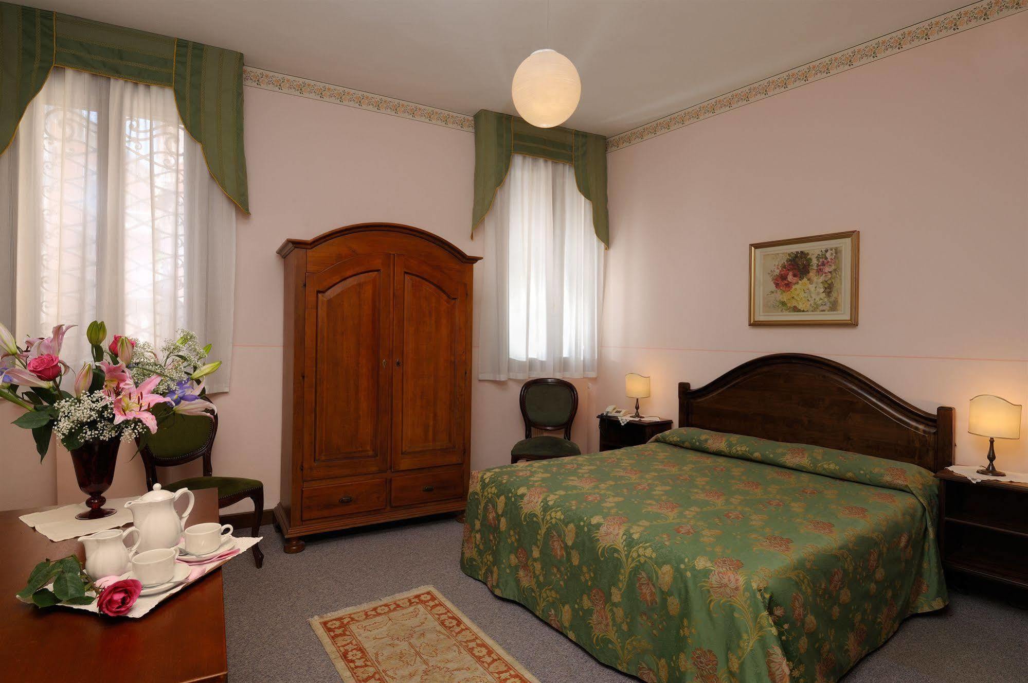 De L'Alboro Otel Venedik Dış mekan fotoğraf